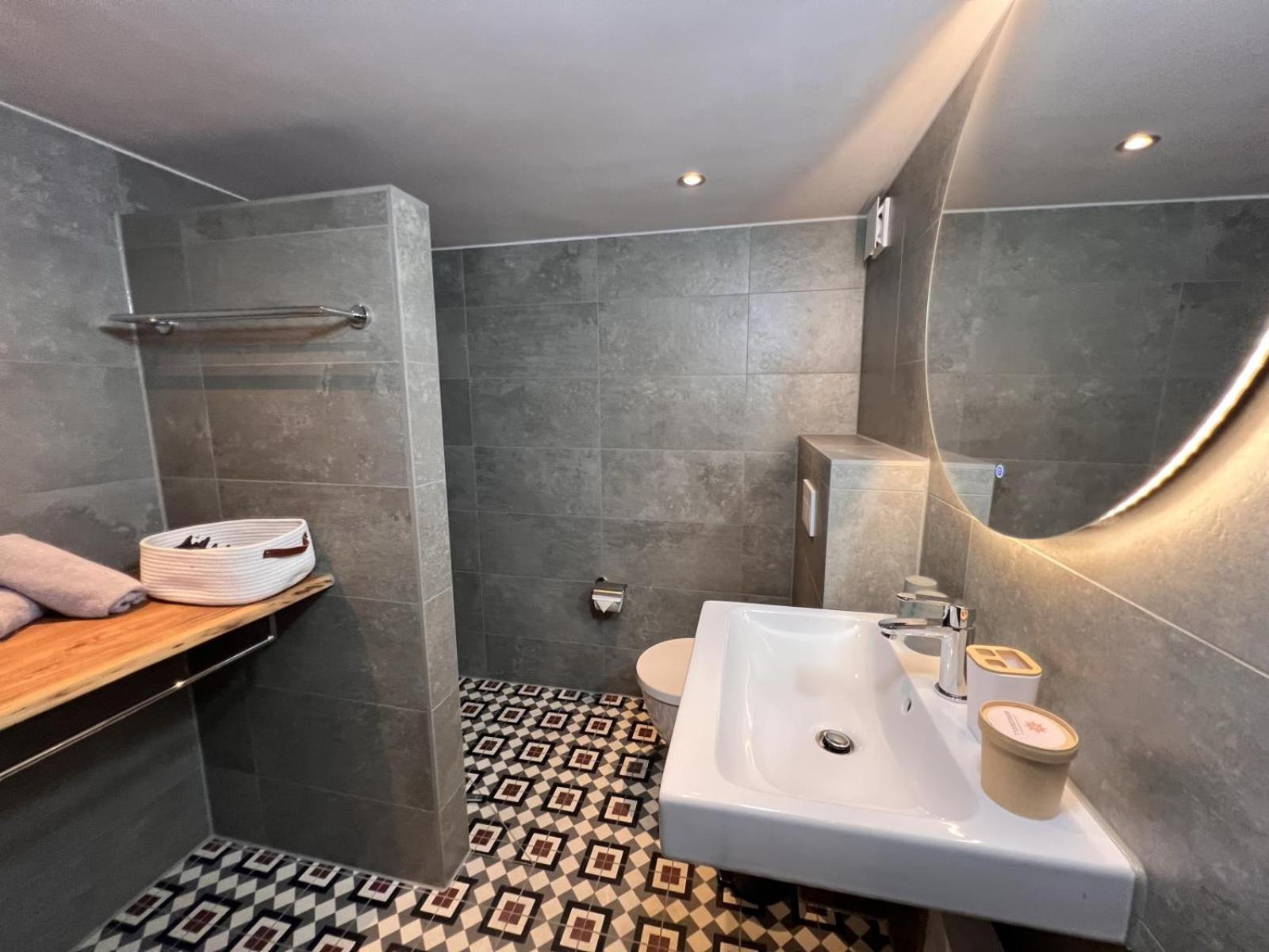 Haus Bergquell App 2 Apartment Willingen  Bagian luar foto